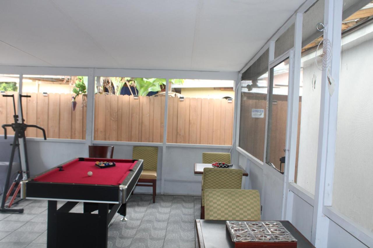 Main House 3 Bed 2 Bath & Guest House 1 Bed 1 Bath Miami Bagian luar foto