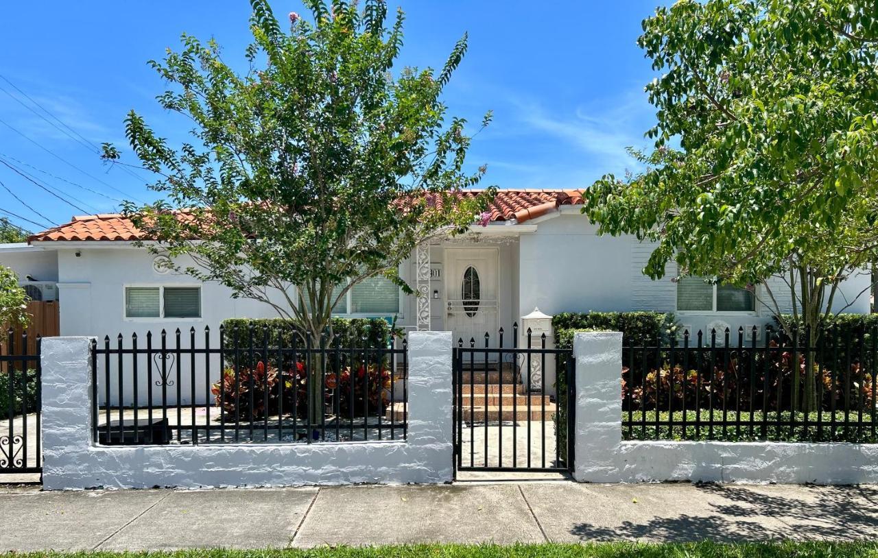 Main House 3 Bed 2 Bath & Guest House 1 Bed 1 Bath Miami Bagian luar foto